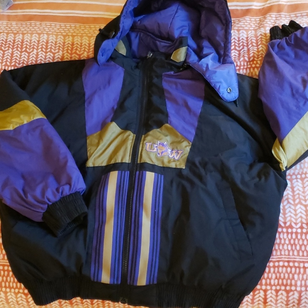 UW Huskies reversible winter jacket gold size xl